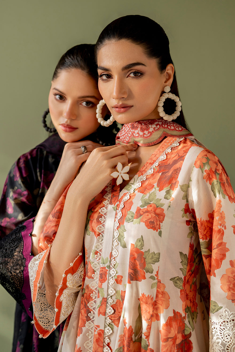 Baroque Linen Digital Printed & Embroidered 3Pc Suit with Dupatta & Trouser
