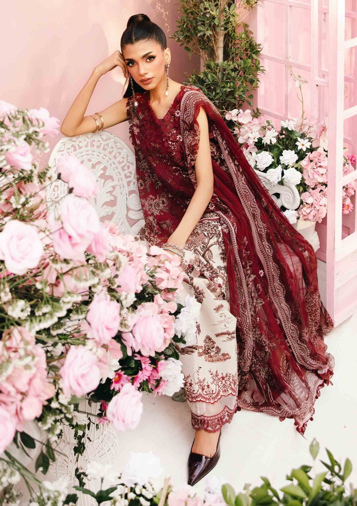 Maria B M Prints 25-MPEE#8A 3-piece unstitched lawn suit with digital printed shirt, embroidered chiffon dupatta, and printed trouser.