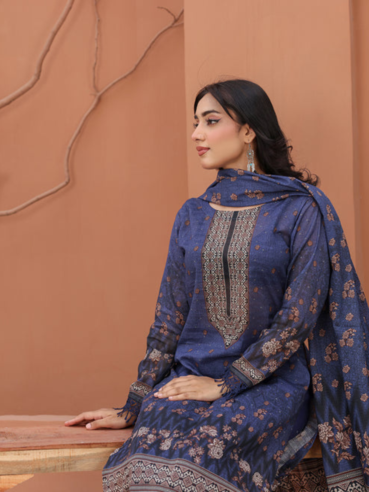 BinNoor Fab printed lawn 3pc (De-LA19-P30187) – digital airjet shirt & dupatta, cotton dyed shutleless trouser – Rs. 3,150/-