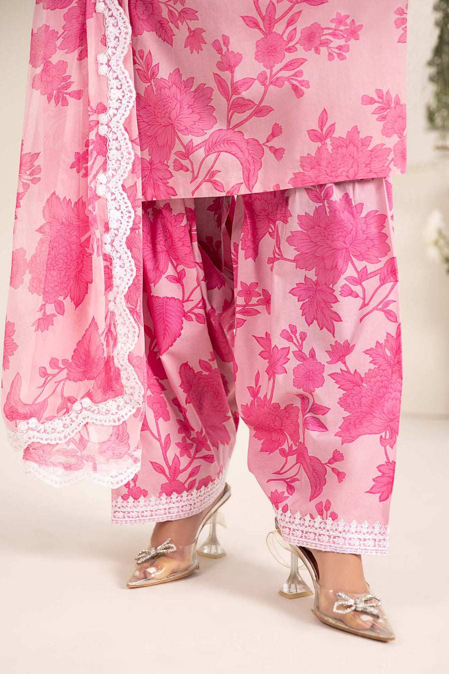 Maria B inspired 3 piece lawn suit in pink with embroidered neckline, chiffon dupatta and cambric shalwar.