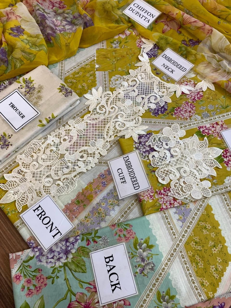 Maria B Printed Lawn + Chiffon Dupatta | Article MB-311
