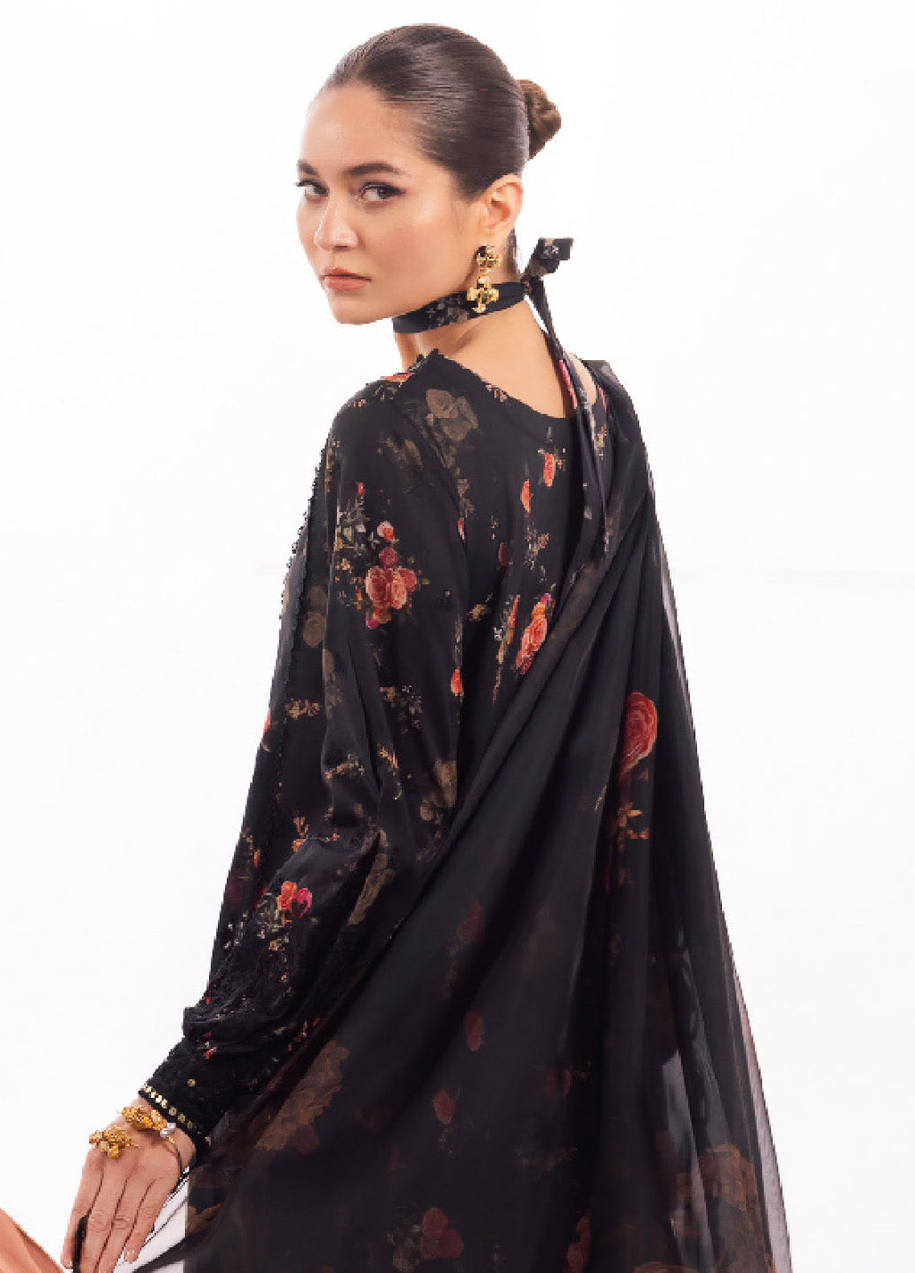 Iznik digital printed embroidered 3-piece unstitched suit with chiffon dupatta, premium lawn fabric, and elegant festive design – RS Royal Fashion